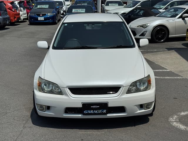 2001 Toyota Altezza JDM car for sale — photo 7 of 25