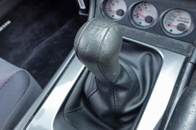 1999 Nissan Stagea JDM car for sale — photo 21 of 25