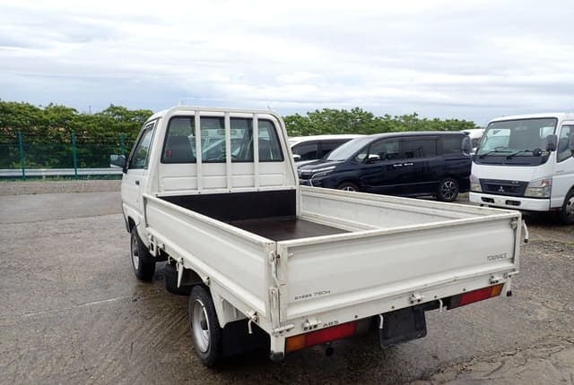 2002 Toyota Townace JDM car for sale — photo 3 of 25