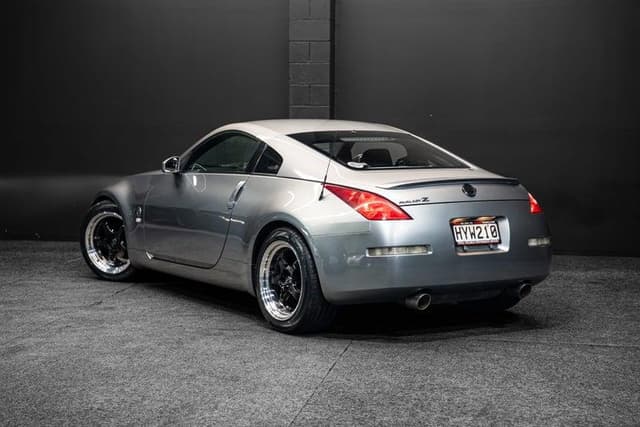 2004 Nissan Fairlady Z JDM car for sale — photo 4 of 17