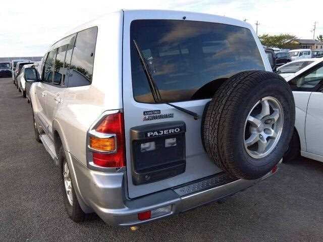 2000 Mitsubishi Pajero JDM car for sale — photo 2 of 6