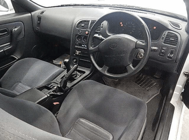 1995 Nissan Skyline JDM car for sale — photo 3 of 4
