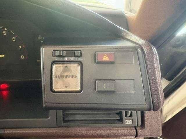 1988 Toyota Cresta JDM car for sale — photo 10 of 20