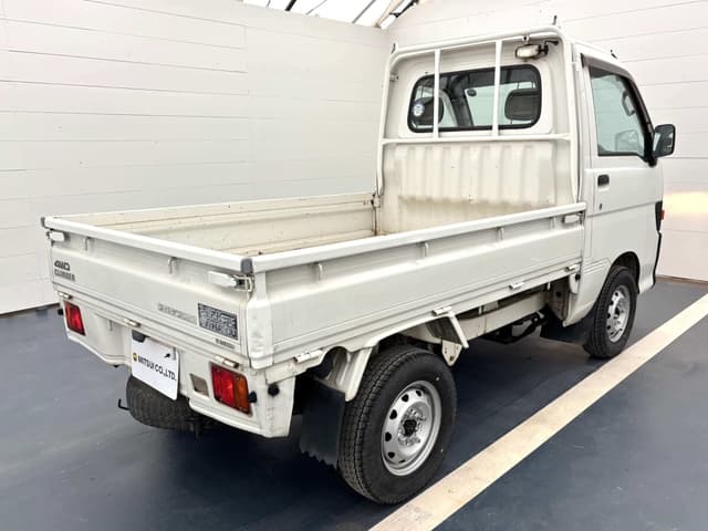 1997 Daihatsu Hijet JDM car for sale — photo 4 of 25