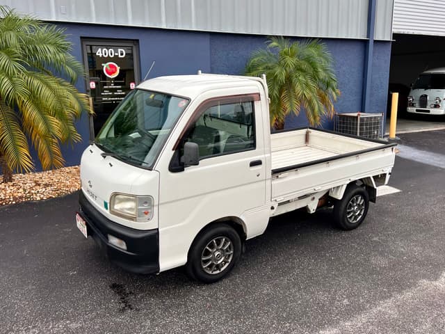 1999 Daihatsu Hijet JDM car for sale — photo 11 of 18