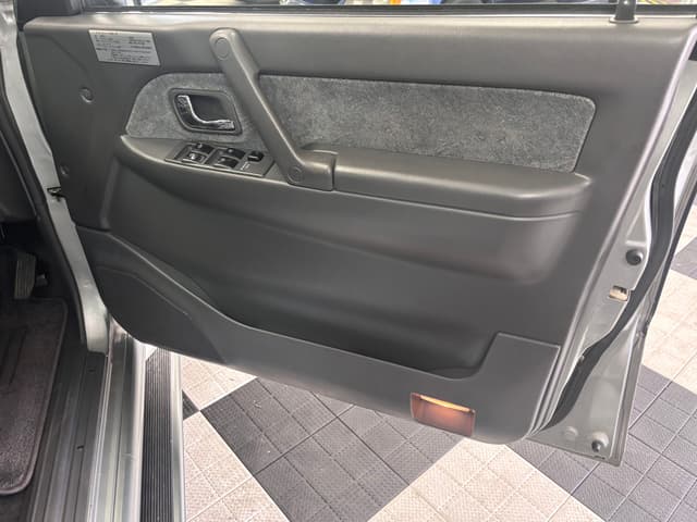 1997 Mitsubishi Pajero JDM car for sale — photo 17 of 25