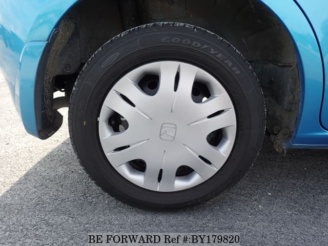 2008 Honda Fit JDM car for sale — photo 11 of 25