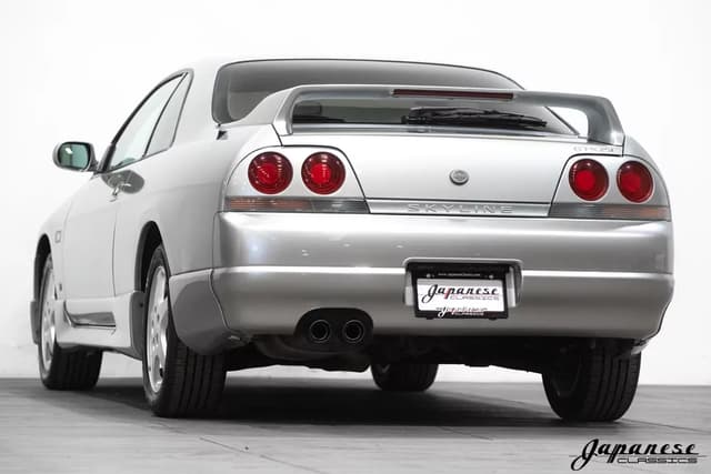 1996 Nissan Skyline JDM car for sale — photo 6 of 25