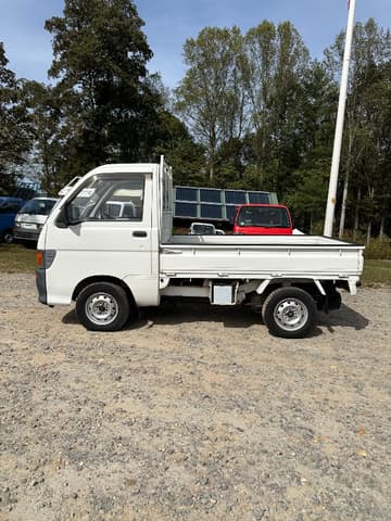 1994 Daihatsu Hijet JDM car for sale — photo 11 of 25
