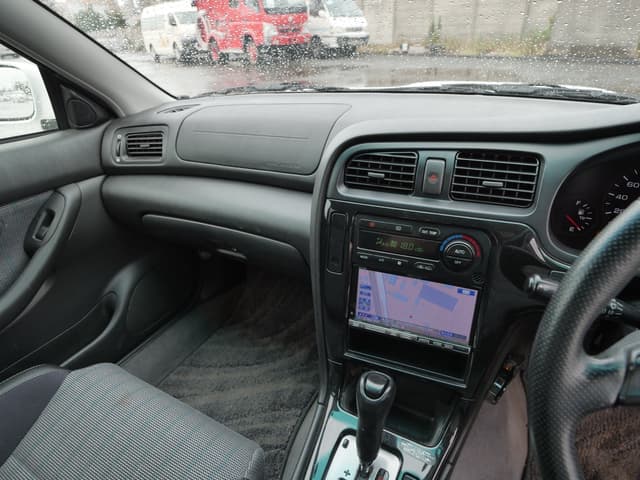 1999 Subaru Legacy JDM car for sale — photo 20 of 25