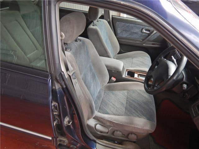 1996 Nissan Stagea JDM car for sale — photo 22 of 25