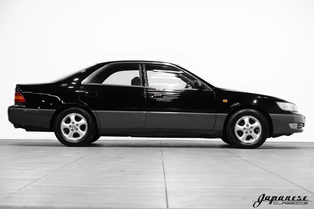 1997 Toyota Windom JDM car for sale — photo 5 of 25