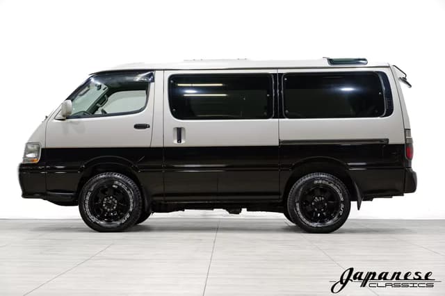 1997 Toyota HiAce JDM car for sale — photo 4 of 25