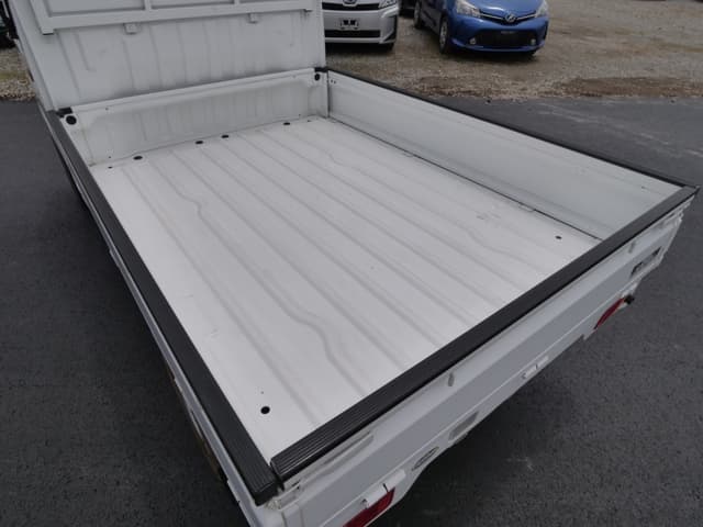 2002 Suzuki Carry JDM car for sale — photo 15 of 25
