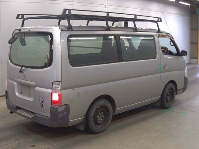 2003 Nissan Caravan JDM car for sale — photo 2 of 6