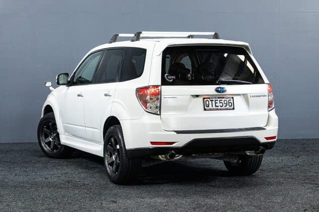 2011 Subaru Forester JDM car for sale — photo 12 of 20