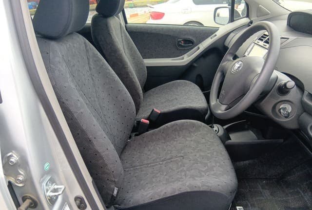 2010 Toyota Vitz JDM car for sale — photo 25 of 25