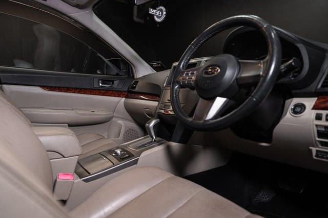 2009 Subaru Legacy JDM car for sale — photo 15 of 16