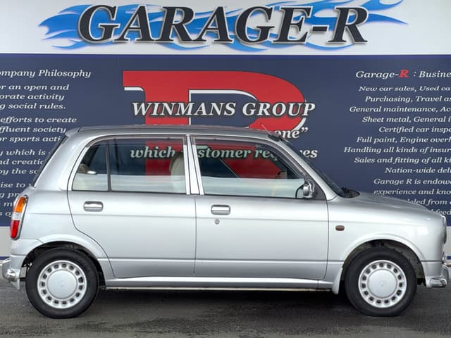 2002 Daihatsu Mira JDM car for sale — photo 6 of 25