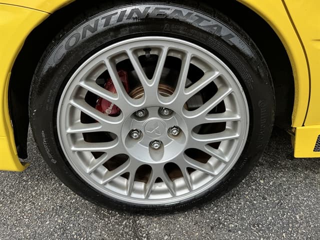 2001 Mitsubishi Lancer Evolution JDM car for sale — photo 18 of 25
