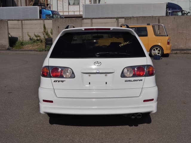 2000 Toyota Caldina JDM car for sale — photo 6 of 22