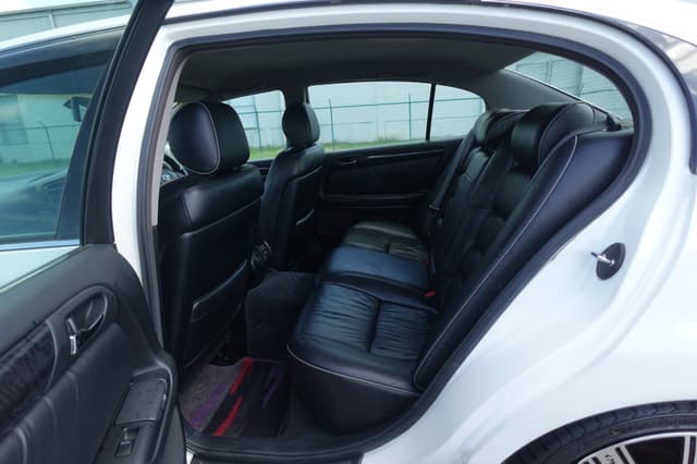 2001 Toyota Aristo JDM car for sale — photo 14 of 17