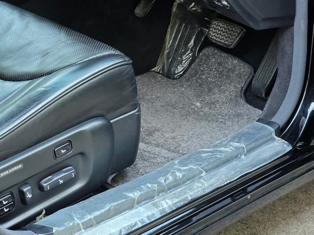 2000 Toyota Celsior JDM car for sale — photo 21 of 25