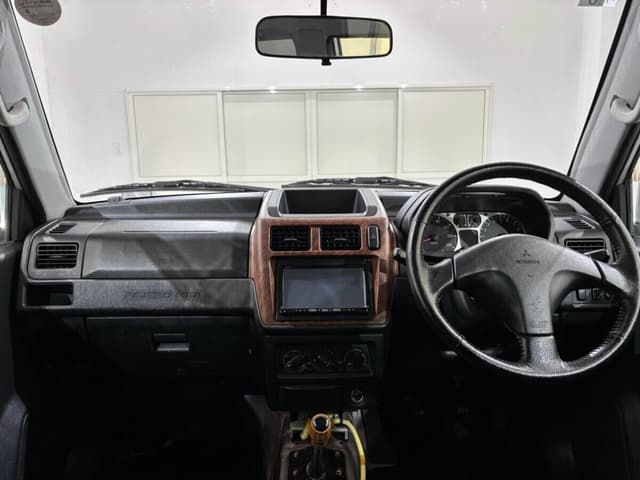 2001 Mitsubishi Pajero Mini JDM car for sale — photo 10 of 25