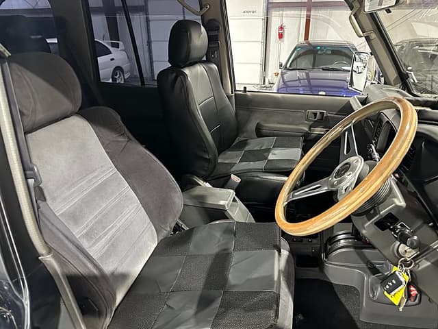 1993 Toyota Land Cruiser Prado JDM car for sale — photo 21 of 22