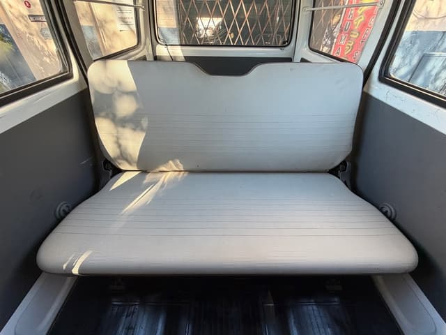 1998 Suzuki Every JDM car for sale — photo 14 of 17