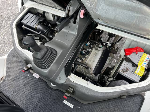 1999 Suzuki Carry JDM car for sale — photo 13 of 14