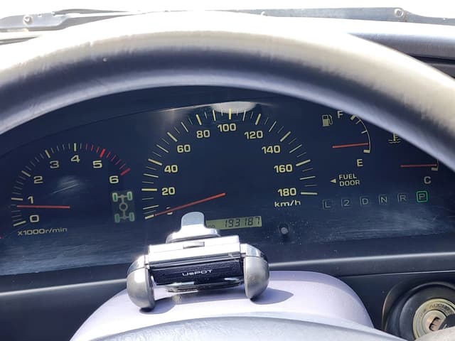 1998 Toyota Hilux Surf JDM car for sale — photo 11 of 25