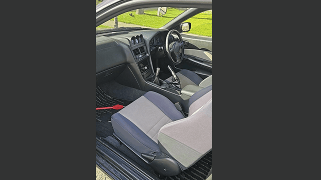 2000 Nissan Skyline JDM car for sale — photo 6 of 9