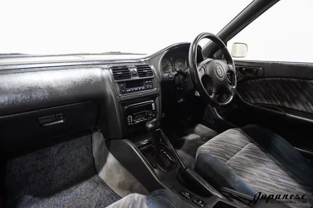1996 Subaru Legacy JDM car for sale — photo 9 of 25