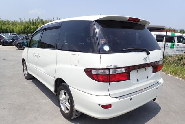 2001 Toyota Estima JDM car for sale — photo 3 of 25
