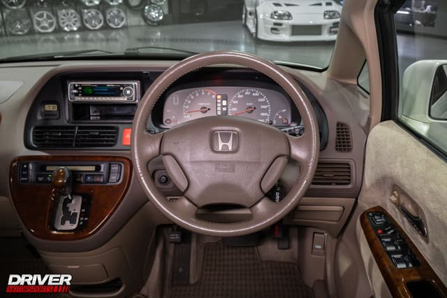 2001 Honda Odyssey JDM car for sale — photo 3 of 23