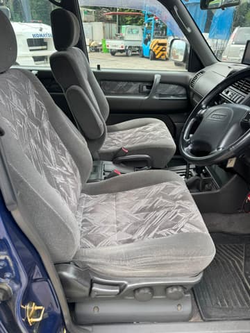 2000 Isuzu Bighorn JDM car for sale — photo 8 of 12