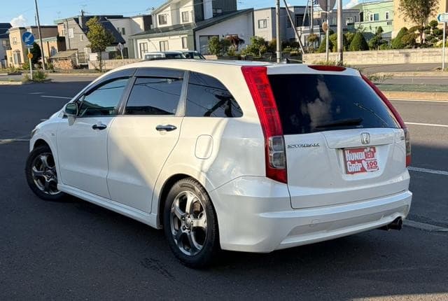 2007 Honda Stream JDM car for sale — photo 8 of 25