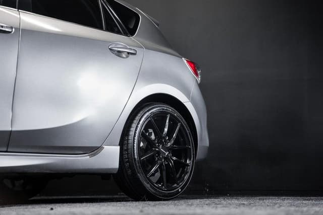 2012 Mazda Axela JDM car for sale — photo 2 of 17