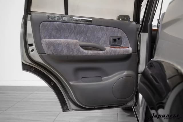 2001 Toyota Land Cruiser Prado JDM car for sale — photo 20 of 25