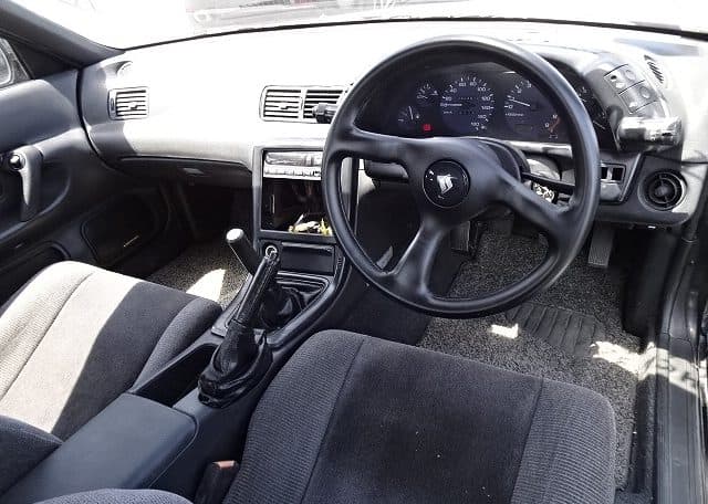 1990 Nissan Skyline JDM car for sale — photo 9 of 25