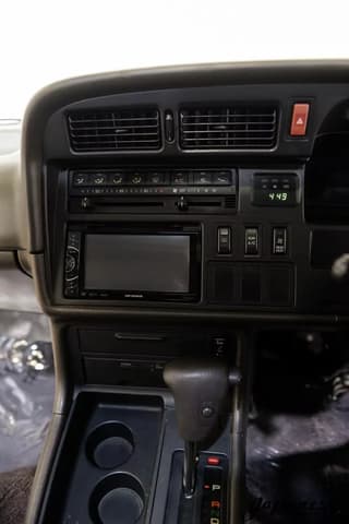 1995 Toyota HiAce JDM car for sale — photo 11 of 25