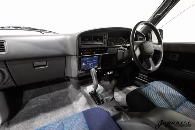 1995 Toyota Hilux JDM car for sale — photo 9 of 25