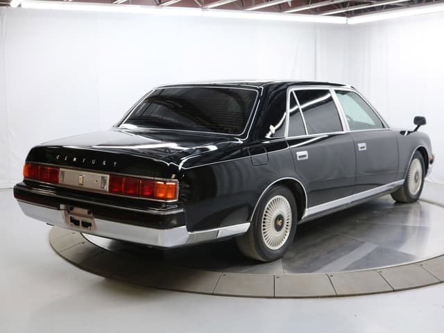 1997 Toyota Century JDM car for sale — photo 7 of 25