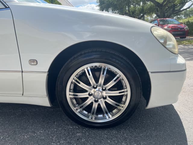 1997 Toyota Aristo JDM car for sale — photo 9 of 17