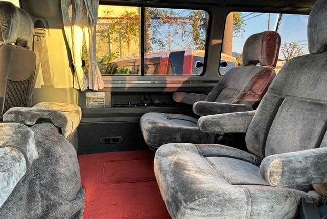 1988 Mitsubishi Delica JDM car for sale — photo 18 of 22