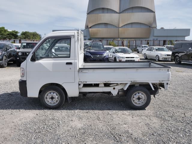 1999 Daihatsu Hijet JDM car for sale — photo 8 of 25
