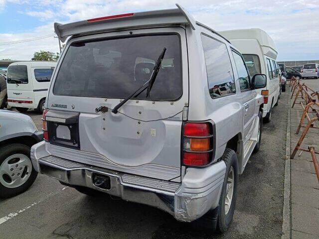 1997 Mitsubishi Pajero JDM car for sale — photo 6 of 8