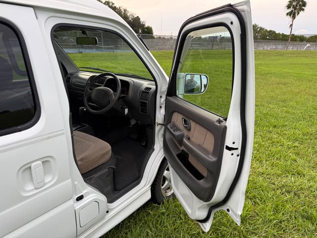 2000 Suzuki Every JDM car for sale — photo 18 of 24