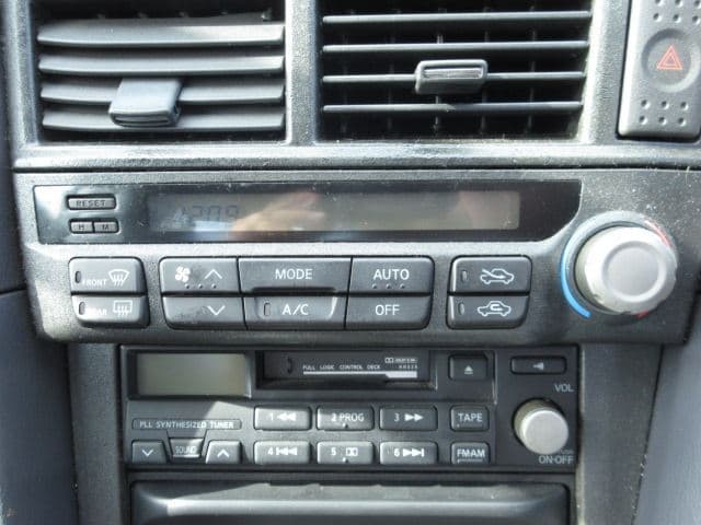1998 Nissan Skyline JDM car for sale — photo 13 of 19